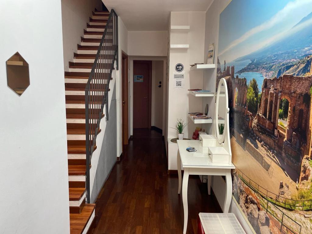 Locami Holiday&Rooms Suite Jolanda Catania-Fontanarossai nemzetközi repülőtér Kültér fotó