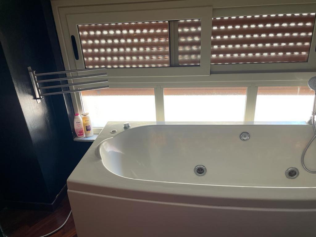 Locami Holiday&Rooms Suite Jolanda Catania-Fontanarossai nemzetközi repülőtér Kültér fotó